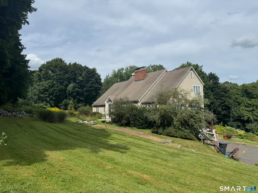 141 Saint Johns Road, Ridgefield, CT 06877 - #2