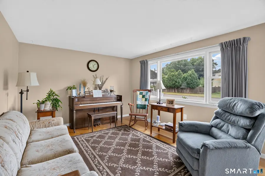 10 Roosevelt Boulevard, Enfield, CT 06082 - #3