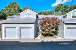 100 Glen Side #100, Wilton, CT 06897