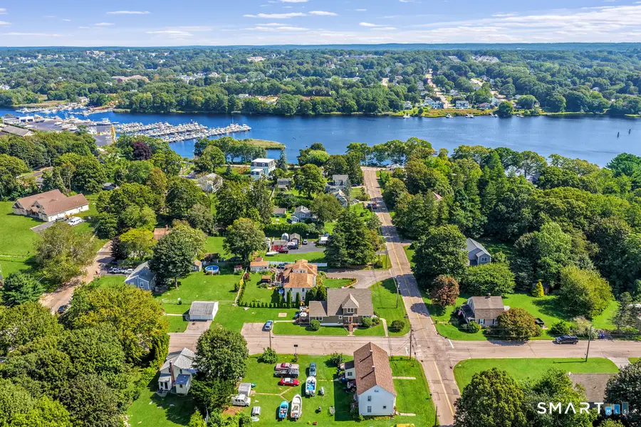 27 Mystic Avenue, Pawcatuck, CT 06379 - #3
