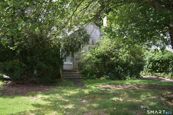 95 Raymond Street, Stratford, CT 06614