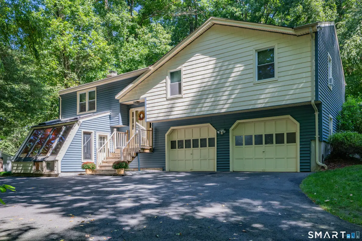 805 Neipsic Road, Glastonbury, CT 06033 - #1