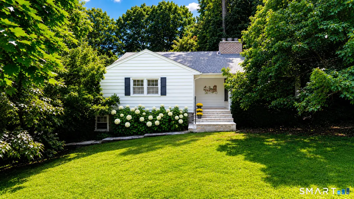 10 Blackberry Lane, Norwalk, CT 06850 - #1