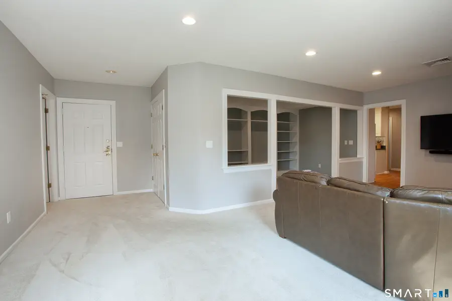15 Highland Street #101, West Hartford, CT 06119 - #3