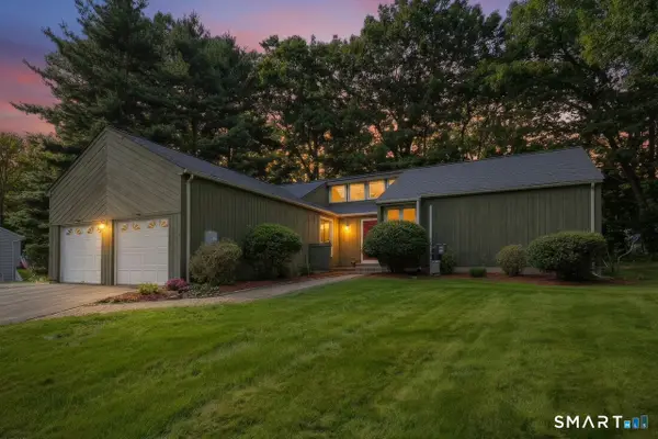 125 Lamplighter Drive, Manchester, CT 06040