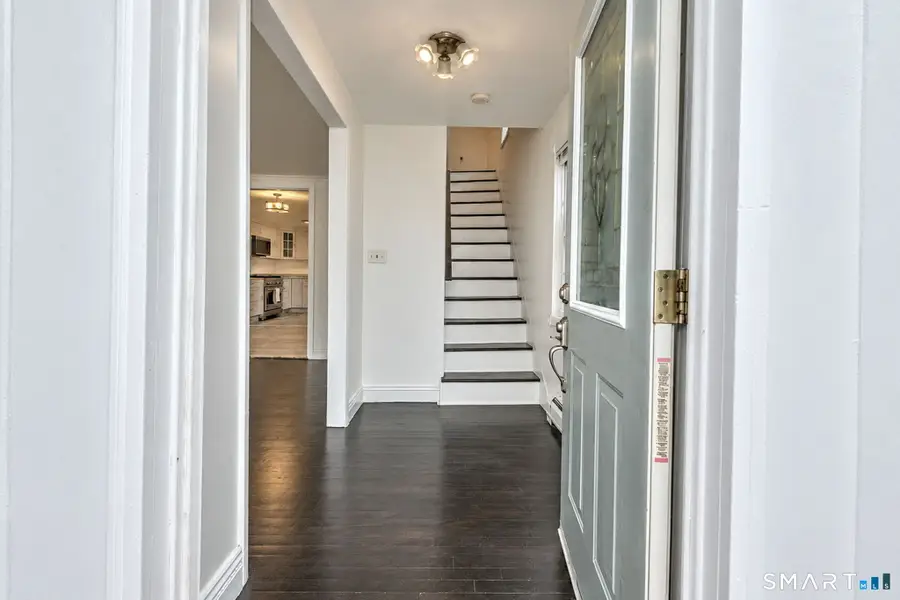 3 Westfield Street, West Haven, CT 06516 - #3