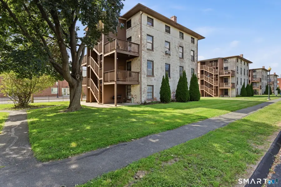 64 Van Block Avenue #9D, Hartford, CT 06106 - #2