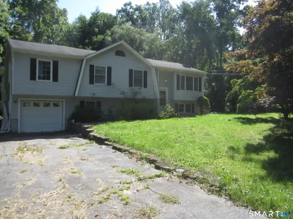 114 Yantic Lane, Norwich, CT 06360