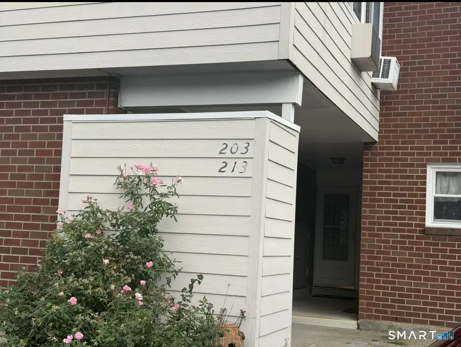 213 West Walk #213, West Haven, CT 06516 - #2