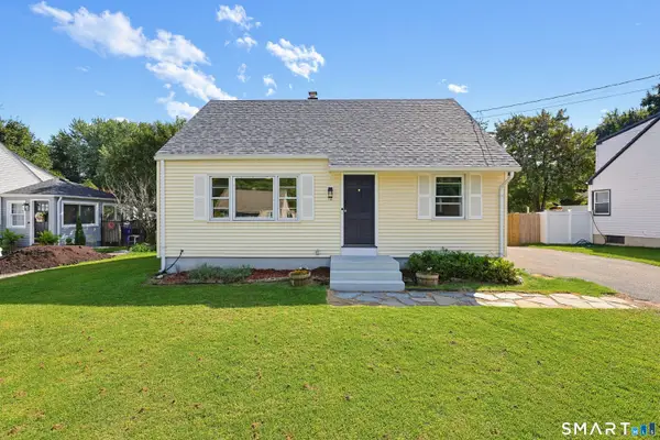 16 King Court, Enfield, CT 06082
