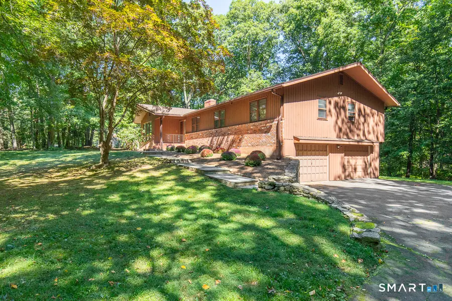 14 Mitchell Lane, Woodbridge, CT 06525 - #2