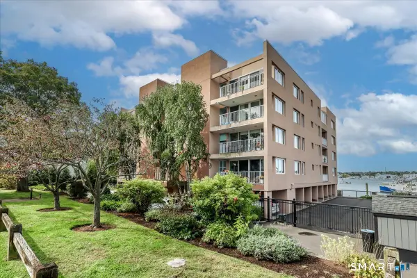 26 Cove Avenue #2B, Norwalk, CT 06855