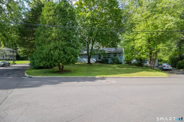 102 Glen Ridge Road, Fairfield, CT 06825