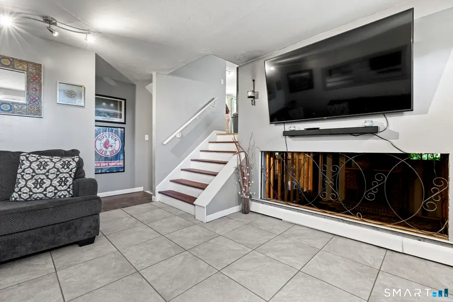 557 South Main Street, West Hartford, CT 06110 - #3