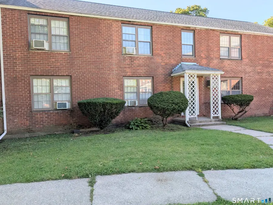 63 Mencel Circle #C, Bridgeport, CT 06610 - #3