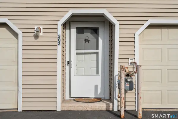 233 Derby Avenue #203, Derby, CT 06418