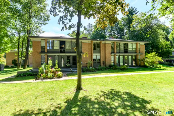 160 Fairfield Woods Road #66, Fairfield, CT 06825