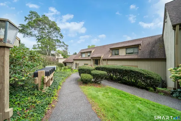 13 Heritage Village #B, Southbury, CT 06488