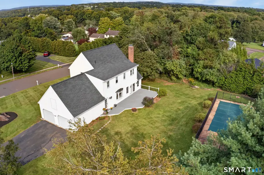 4 Huntington Ridge Road, Wallingford, CT 06492 - #2