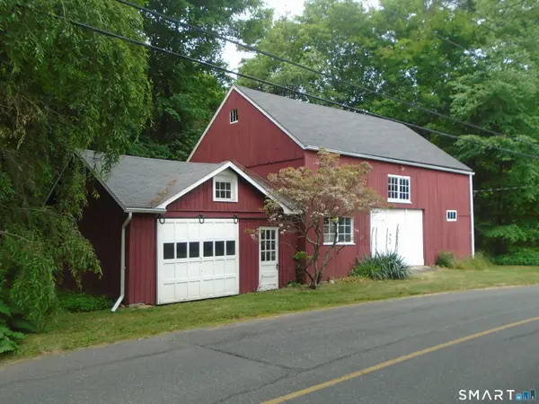 58 Umpawaug Road, Redding, CT 06896