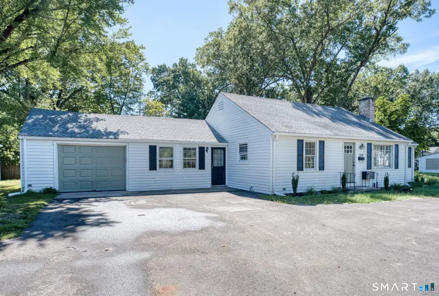 204 Hazard Avenue, Enfield, CT 06082 - #3