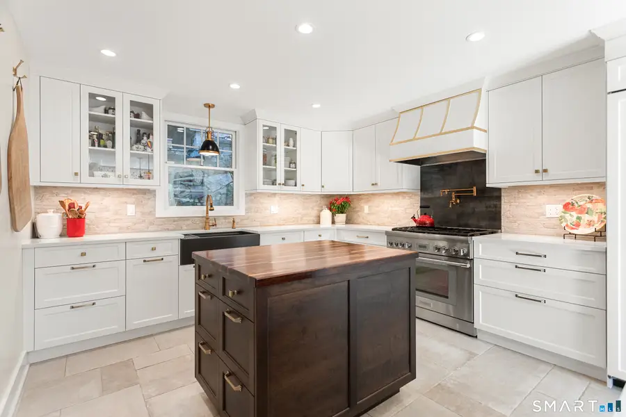 316 Valley Road, Cos Cob, CT 06807 - #2