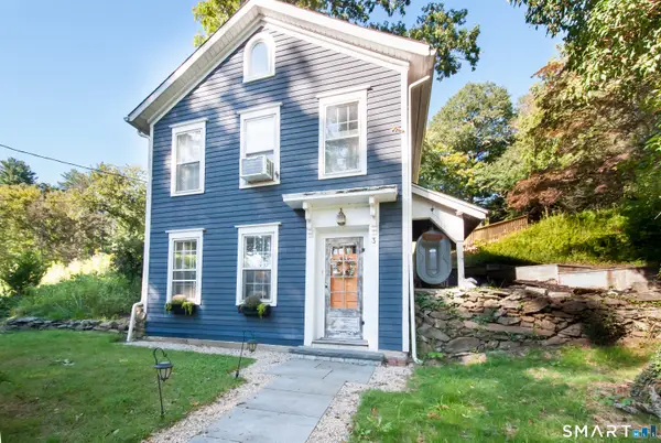 3 Pine Street, Newtown, CT 06482