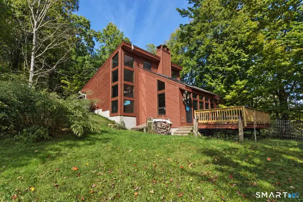 220 Richards Road, New Hartford, CT 06057