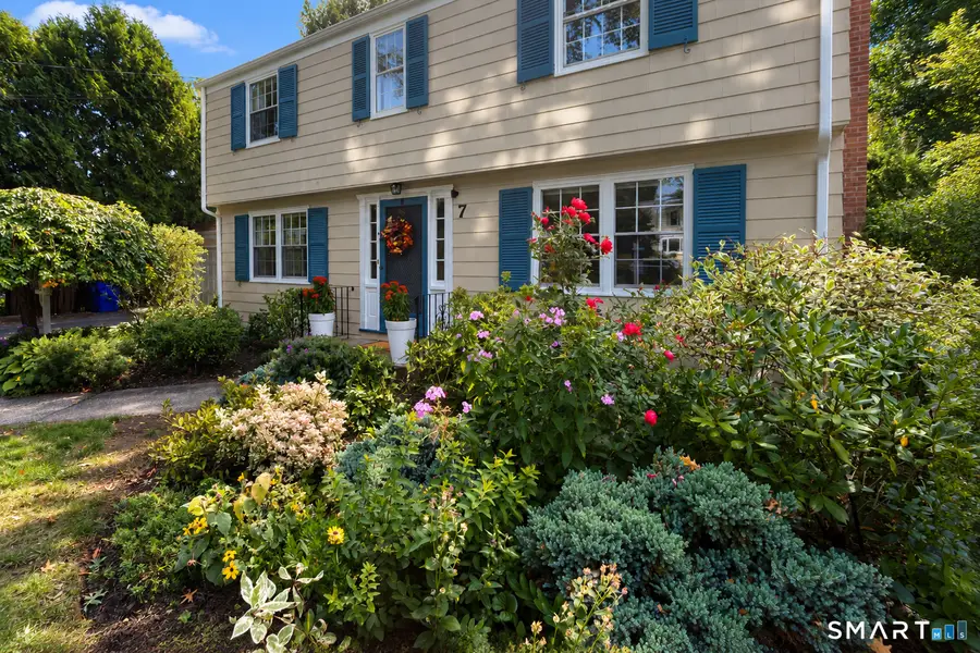 7 Braintree Drive, West Hartford, CT 06117 - #3