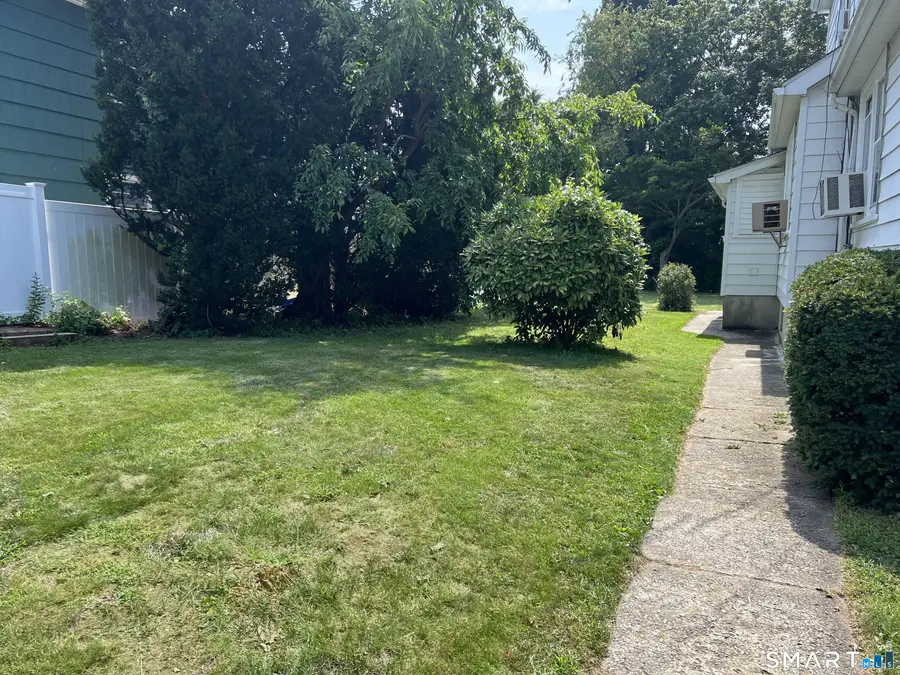 34 Caldwell Avenue, Stamford, CT 06902 - #3
