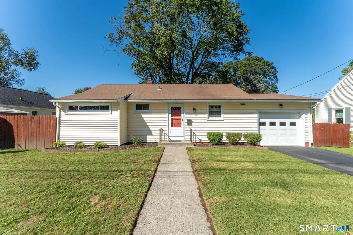 4 Meditz Court, Norwich, CT 06360 - #1