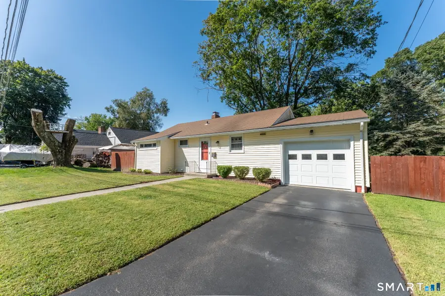 4 Meditz Court, Norwich, CT 06360 - #2