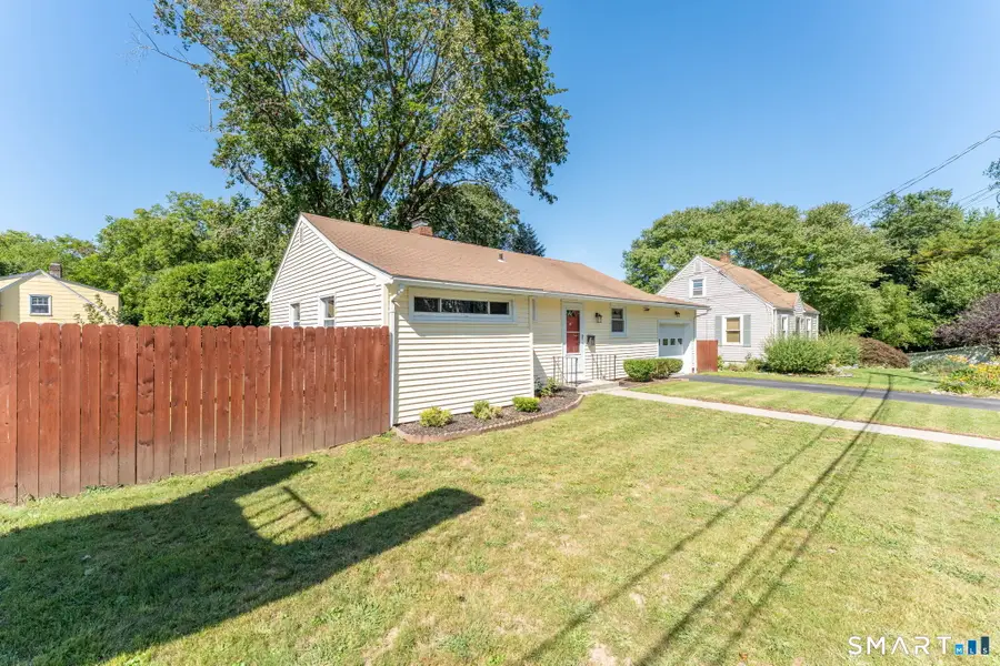 4 Meditz Court, Norwich, CT 06360 - #3