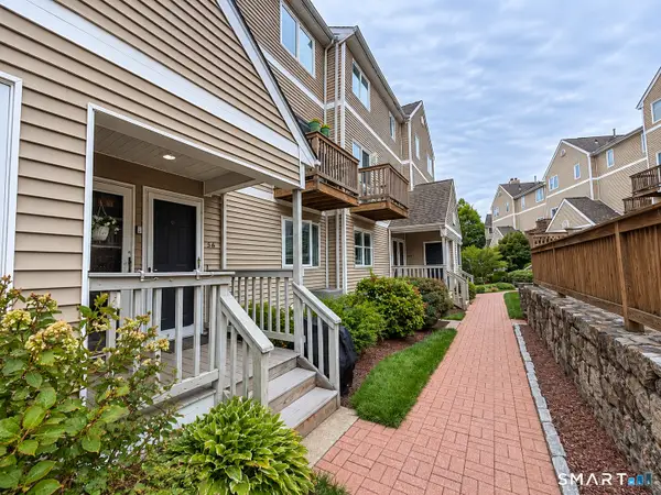 55 Glenrock, Norwalk, CT 06850