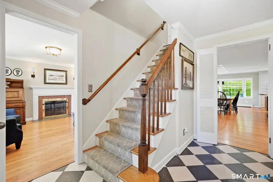 5 Dominique Lane, Simsbury, CT 06070 - #3