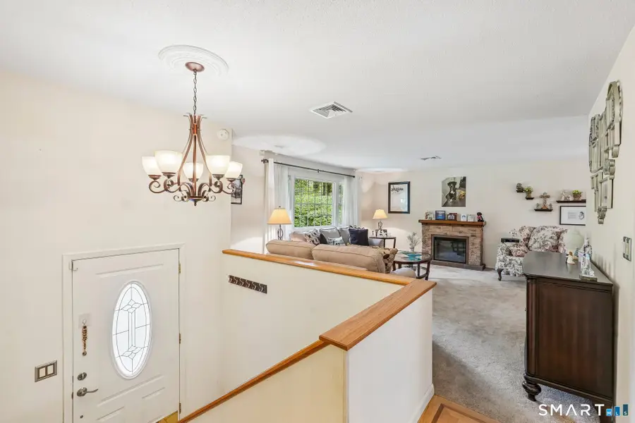 6 Hillcrest Road, Bethel, CT 06801 - #2