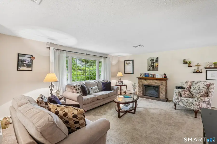6 Hillcrest Road, Bethel, CT 06801 - #3