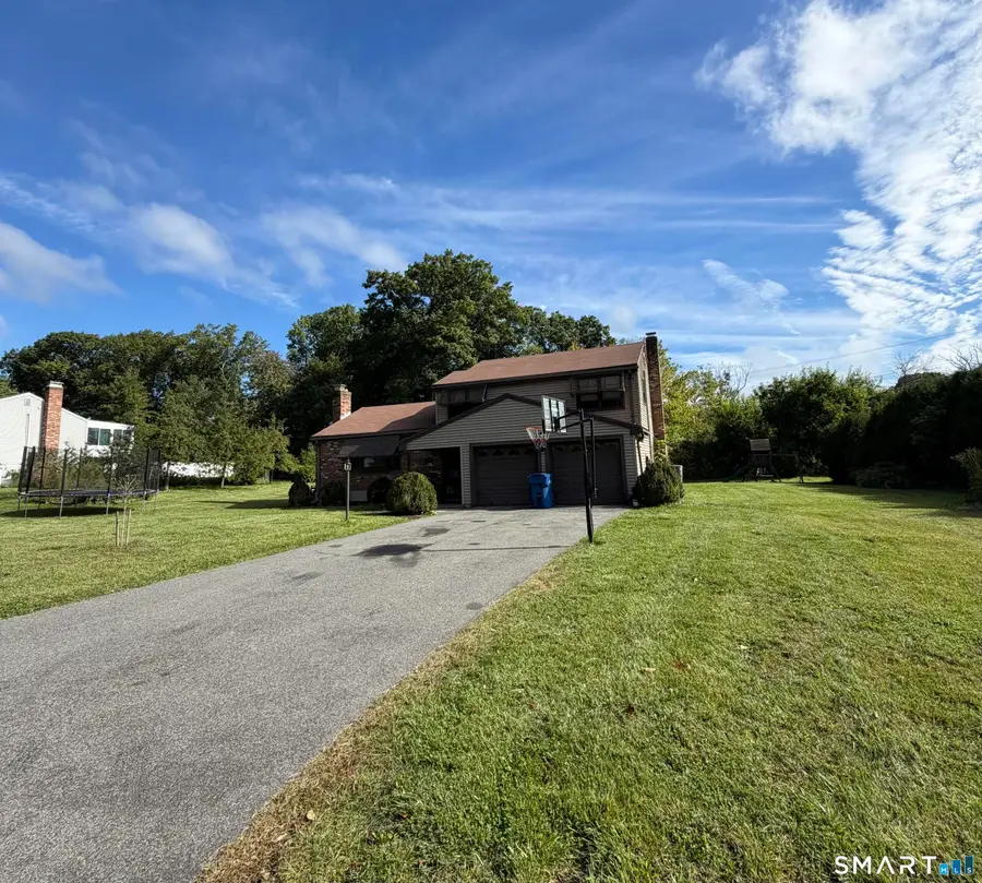 204 Willowcrest Drive, Windsor, CT 06095 - #2