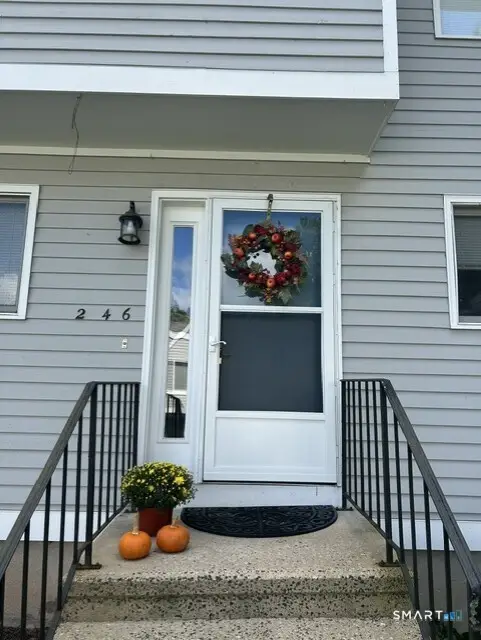 246 Greens Farm Road #246, Branford, CT 06405