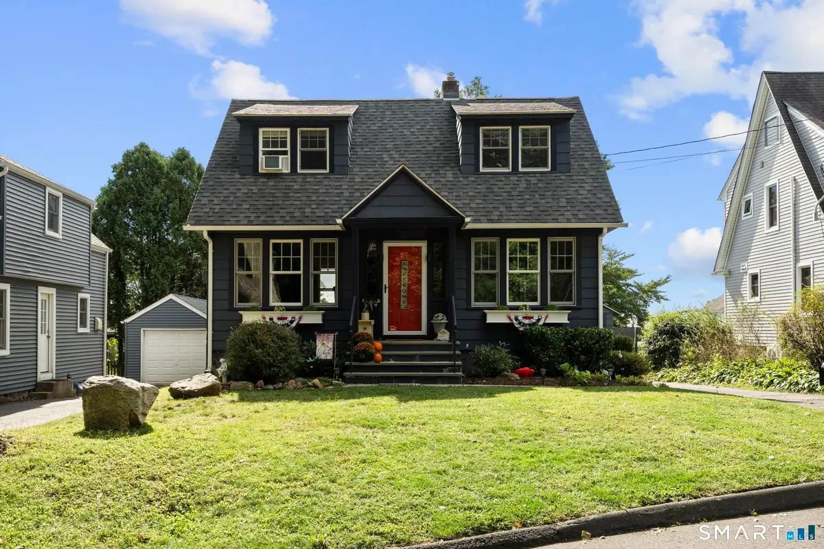 71 School Street, Fairfield, CT 06824 - #1