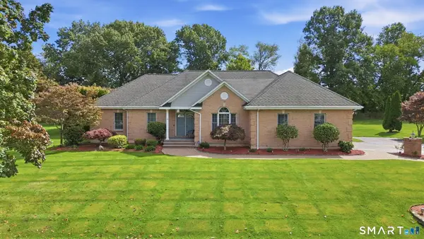 35 Gilbert Lane, South Windsor, CT 06074