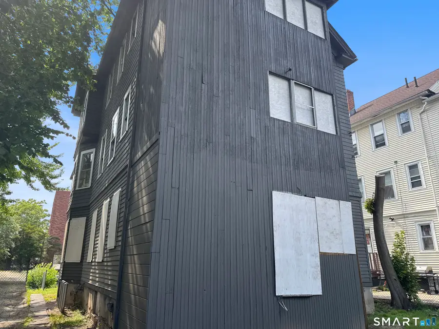 44-46 Webster Street, Hartford, CT 06114 - #3