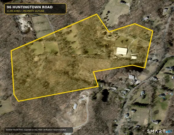 96 Huntingtown Road, Newtown, CT 06470