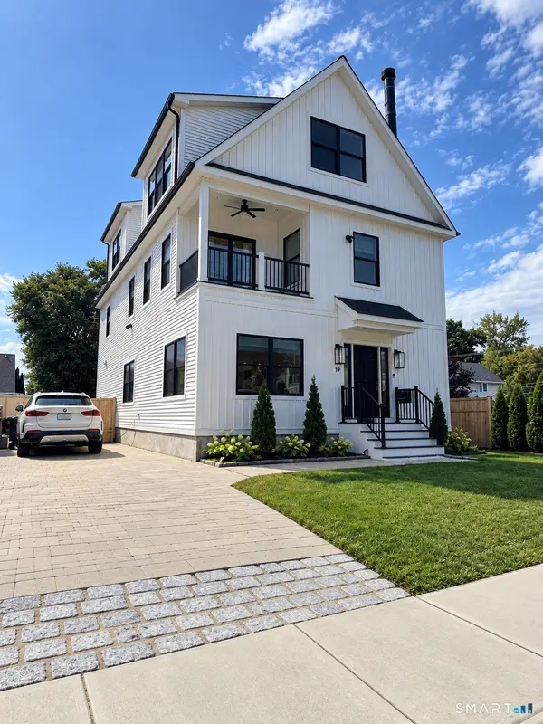 19 Wall Street, Milford, CT 06460