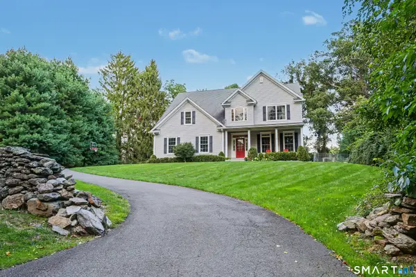 218 Stonehouse Road, Trumbull, CT 06611