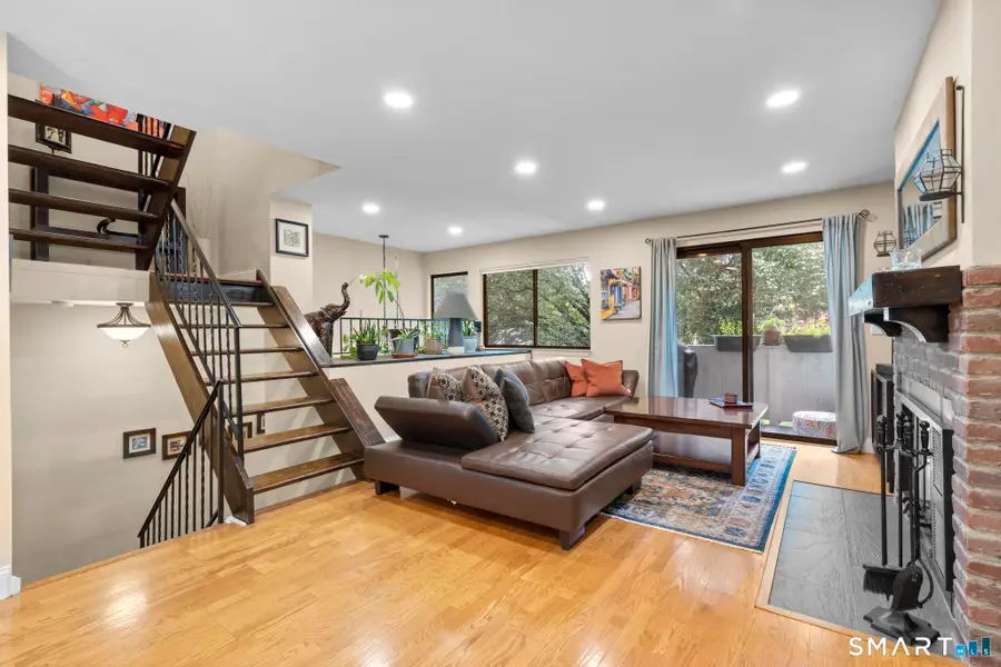 40 Riverside Avenue #4, Stamford, CT 06905 - #2