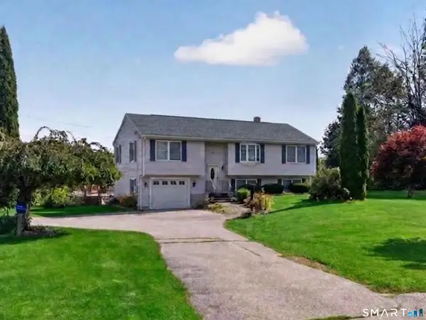 45 Wolf Den Drive, Pomfret, CT 06259