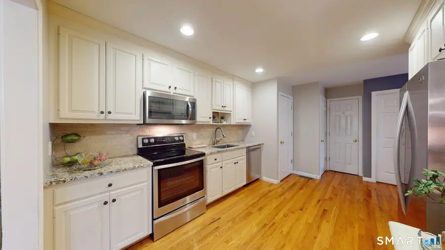 6 Reggie Way #B, East Windsor, CT 06016 - #3