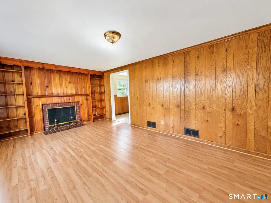 1 Lois Avenue, Southington, CT 06479 - #2