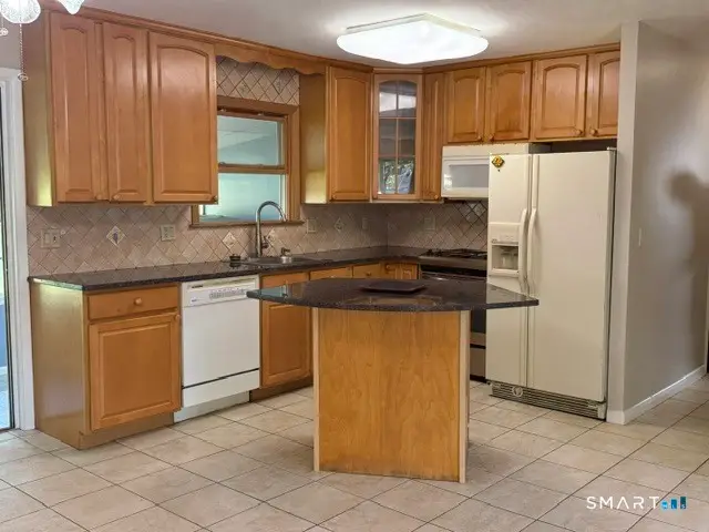 321 Benedict Drive, South Windsor, CT 06074 - #3